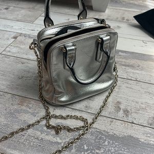 shoulder bag